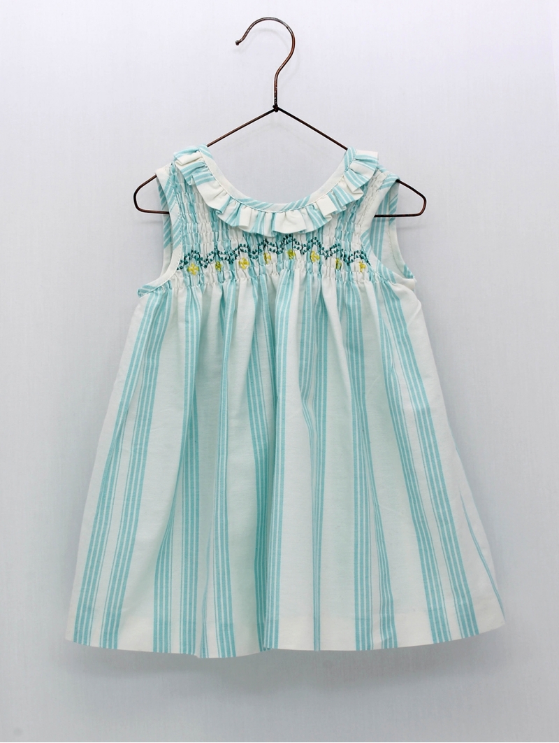 Vestido rayas con nido de abeja