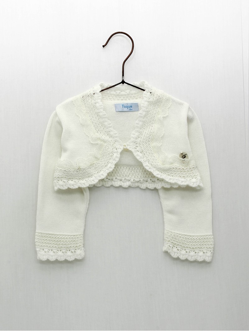 Chaqueta puntas redondas con puntilla
