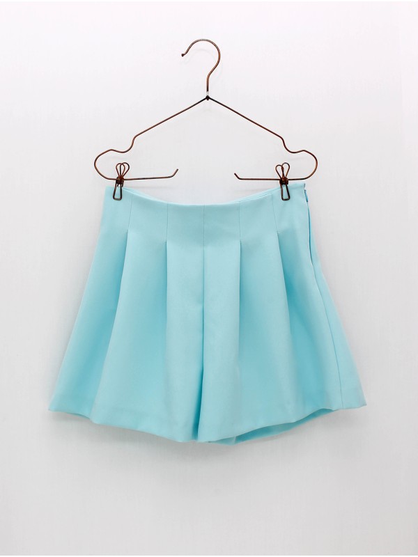 Short con pinzas