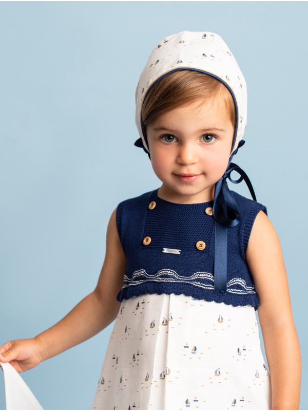 Baby girl bonnet