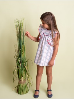 Vestido en tejido bambula multirayas con efecto puntadas y volantes en mangas