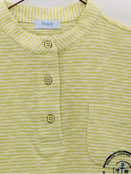 Camiseta rayas cuello mao