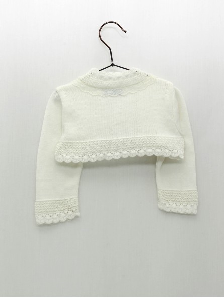 Round-edged jacket with lace trim