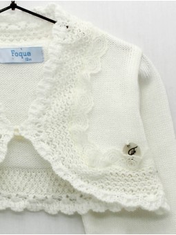 Round-edged jacket with lace trim