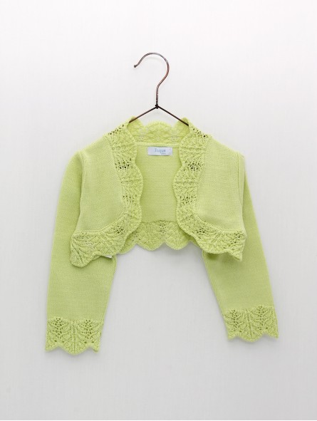 Chaqueta con ondas y calados