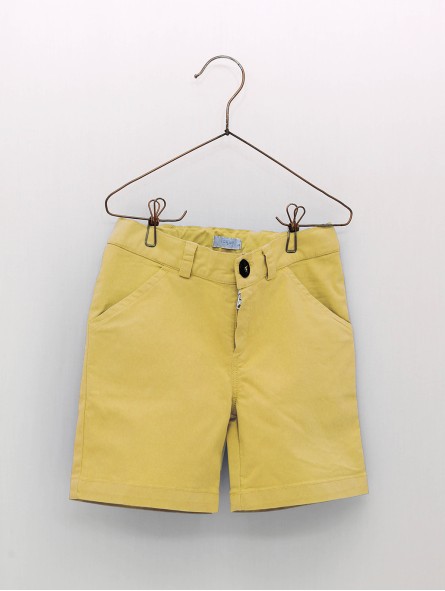 Pantalón corto