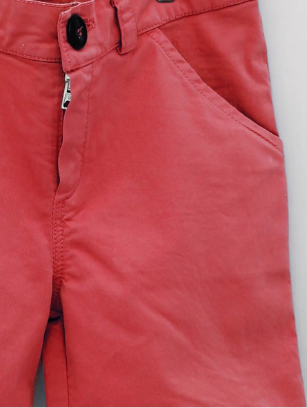 Pantalón corto