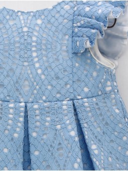 VESTIDO EN TEJIDO ENCAJE CON VOLUMEN ESPALDA ABIERTA CON VOLANTE CC. ANTONIETA