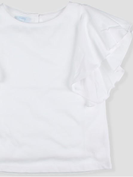 White t-shirt