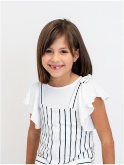 T-shirt branca manga volante