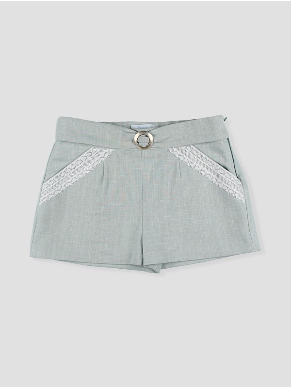 Pantalón corto con puntilla Flores