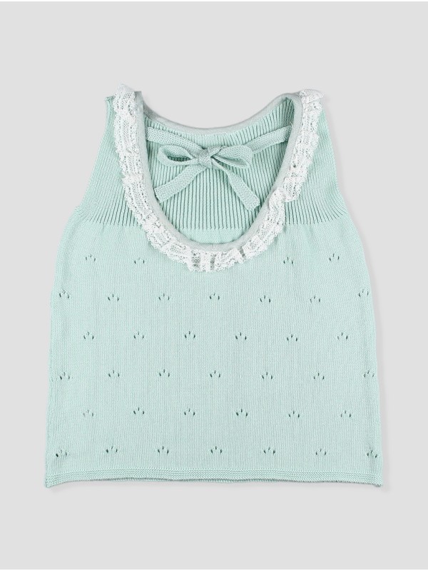 Top punto con puntilla
